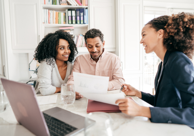 resume-tips-cre-candidates-applicant-tracking-systems-image